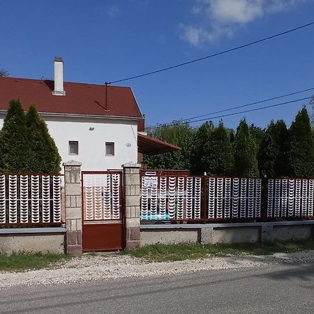 Vízközeli 4-6 fős nyaraló Ábrahámhegy Kültér fotó