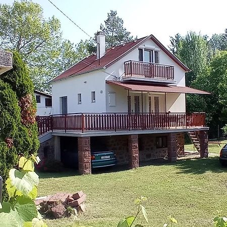 Vízközeli 4-6 fős nyaraló Ábrahámhegy Kültér fotó