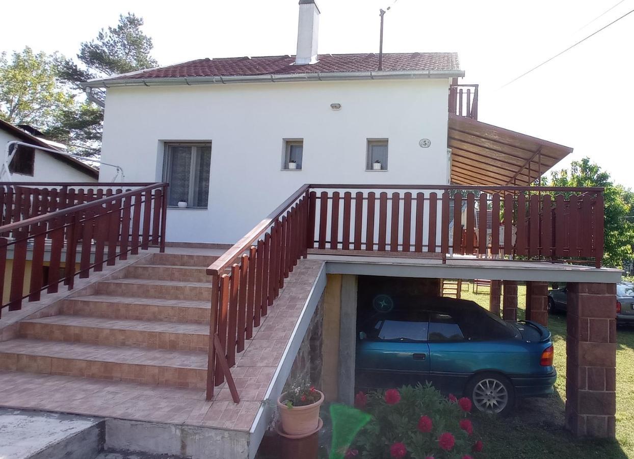 Vízközeli 4-6 fős nyaraló Ábrahámhegy Kültér fotó